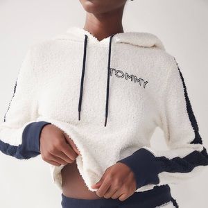 Tommy Hilfiger Cropped Fleece